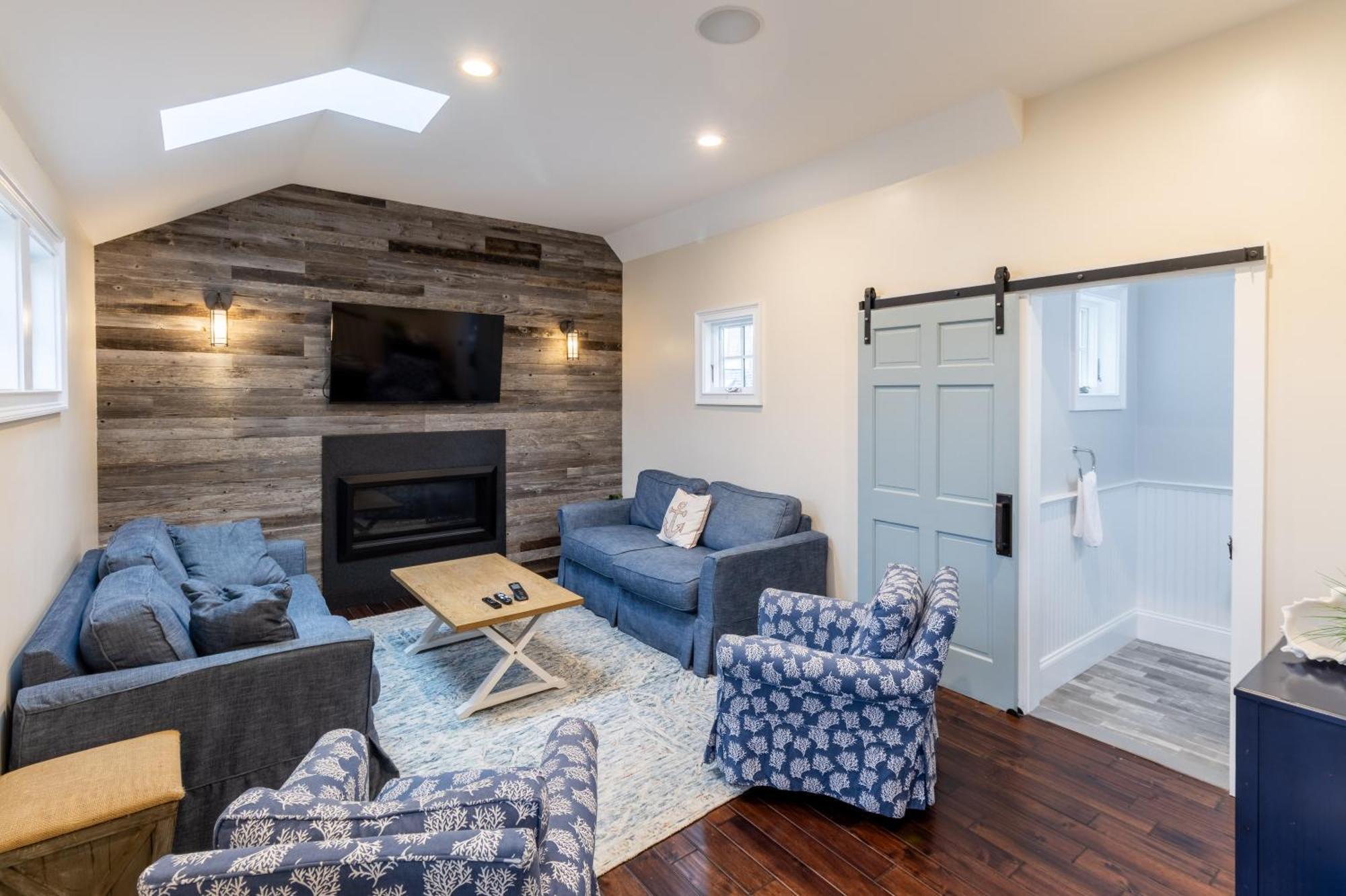 The Newport Lofts - 546 Thames Street Apartment ภายนอก รูปภาพ