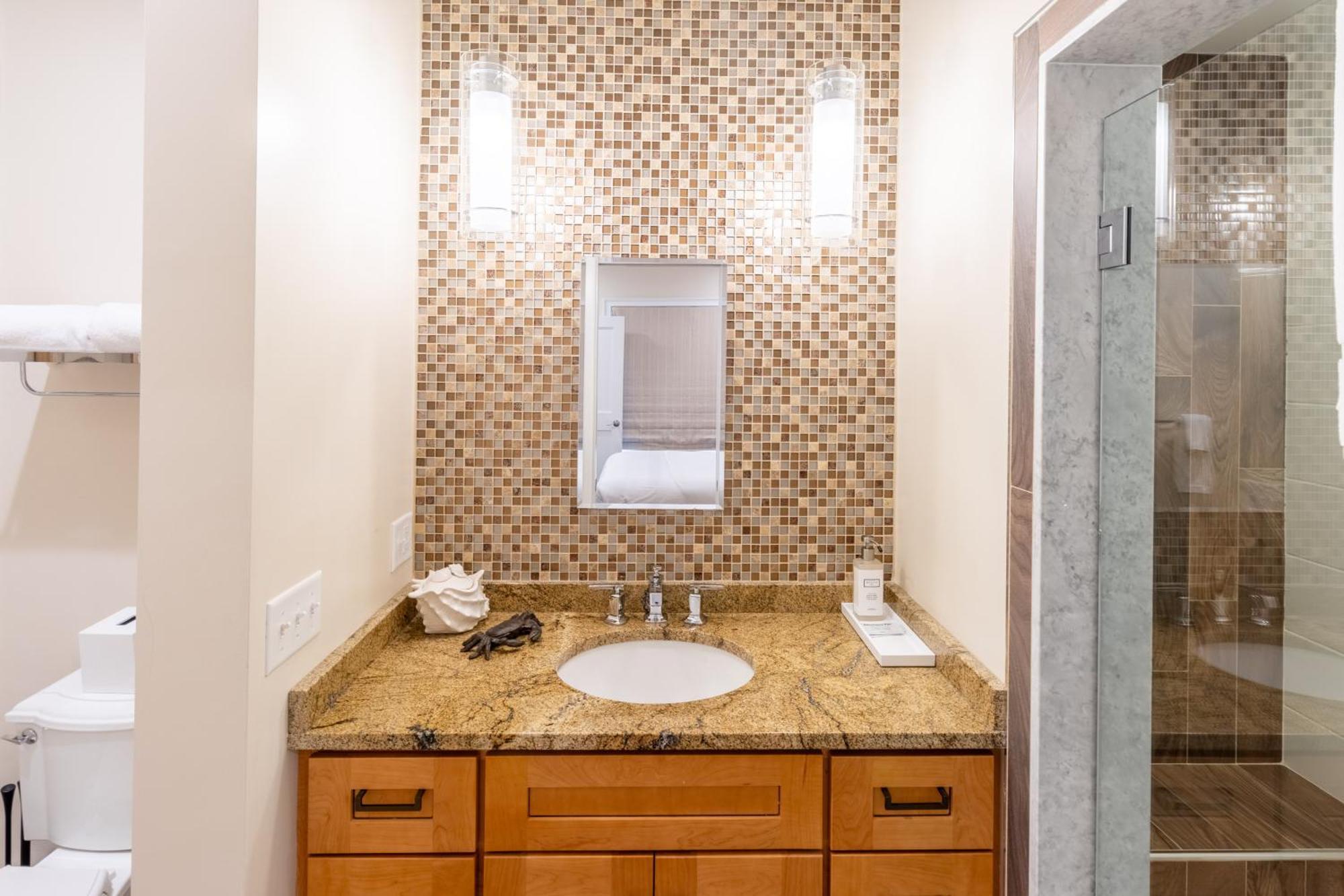 The Newport Lofts - 546 Thames Street Apartment ภายนอก รูปภาพ